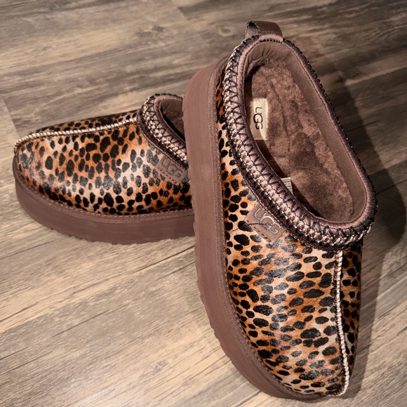 UGG Brown Leopard Taz - Brand New Never Worn, original packaging included - Picture 2 of 7